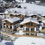 木屋 Neukirchen With Sauna, Balcony Neukirchen am Großvenediger