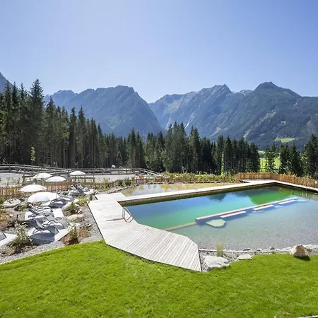 Neukirchen With Sauna, Balcony Chalet
