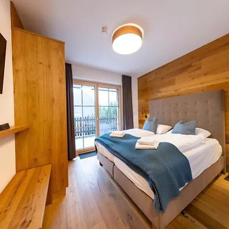 Neukirchen With Sauna, Balcony * Neukirchen am Großvenediger