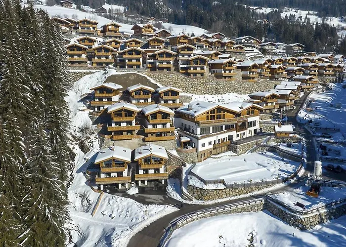 Neukirchen With Sauna, Balcony シャレー